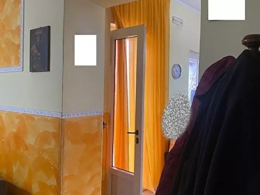 Immagine 8 di Appartamento in vendita  a Mondragone