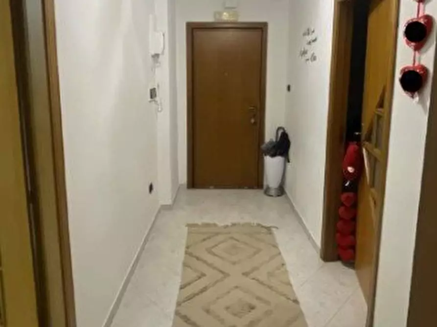 Immagine 3 di Appartamento in vendita  a Casoria