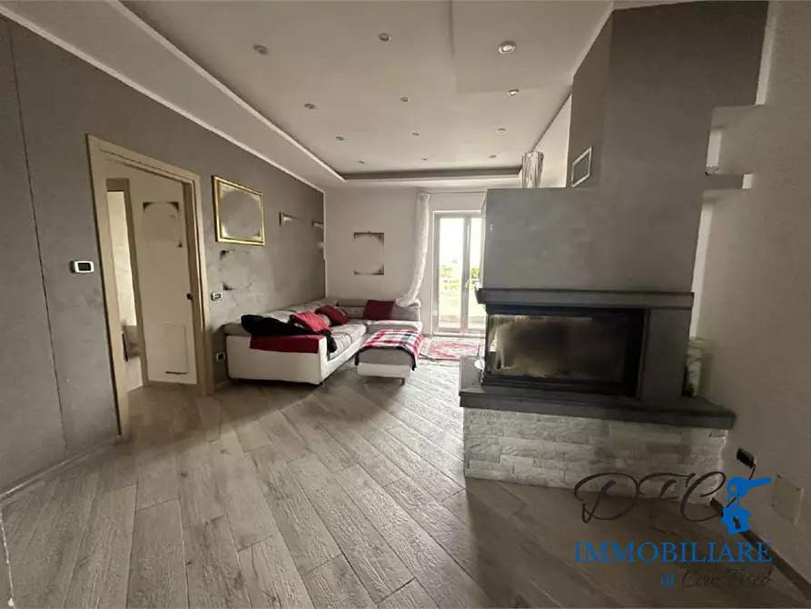 Immagine 2 di Appartamento in vendita  a Marano Di Napoli