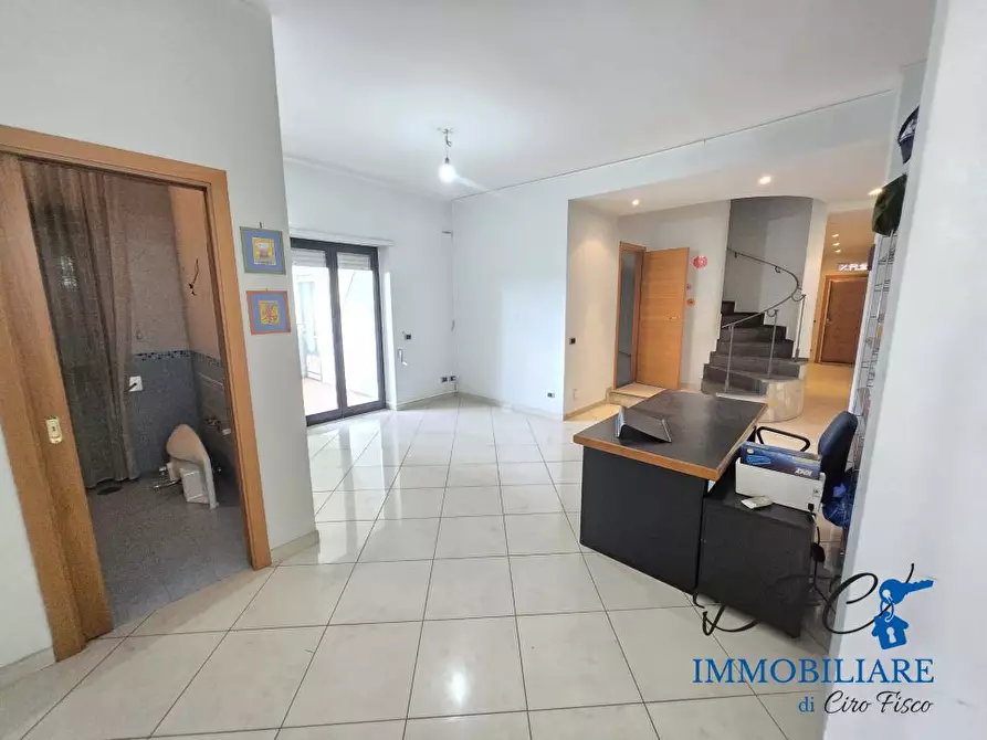 Immagine 10 di Villa in vendita  a Casoria