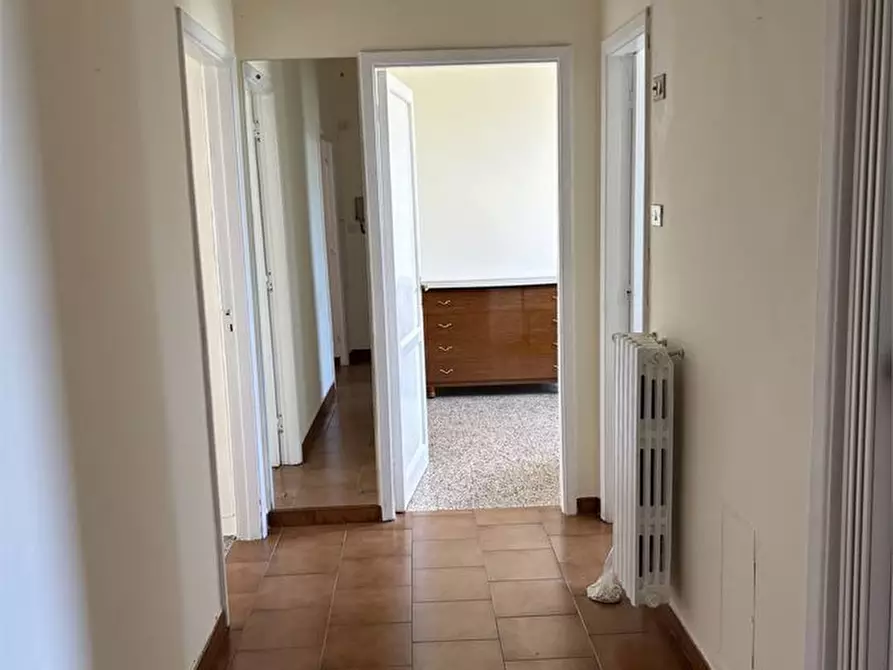 Immagine 2 di Appartamento in vendita  4 a Pomarico