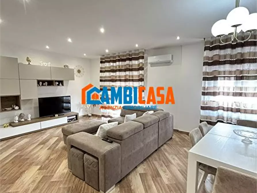 Immagine 1 di Appartamento in vendita  a Palermo