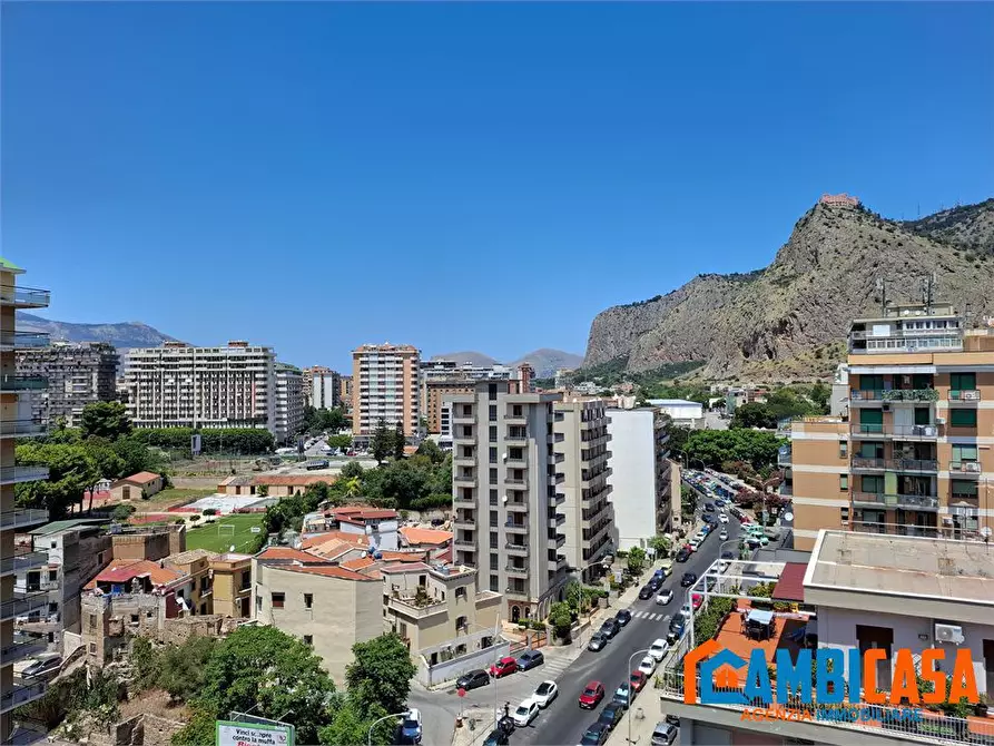 Immagine 1 di Appartamento in vendita  a Palermo