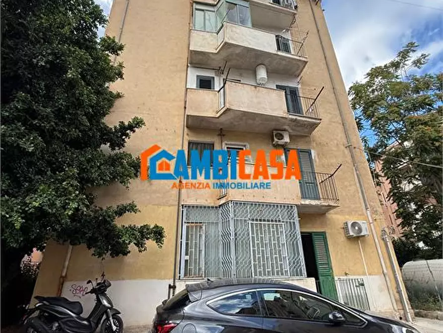 Immagine 1 di Appartamento in vendita  a Palermo