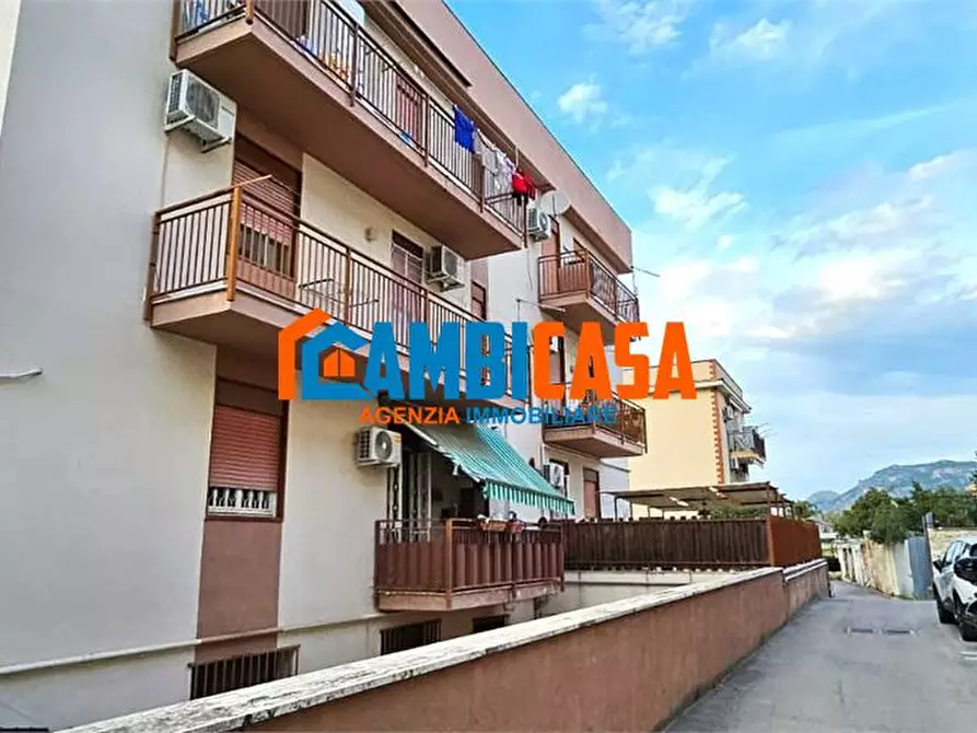 Immagine 1 di Appartamento in vendita  a Palermo