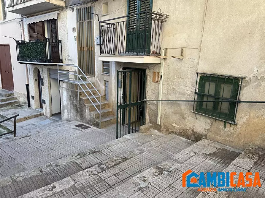 Immagine 1 di Appartamento in vendita  a Monreale