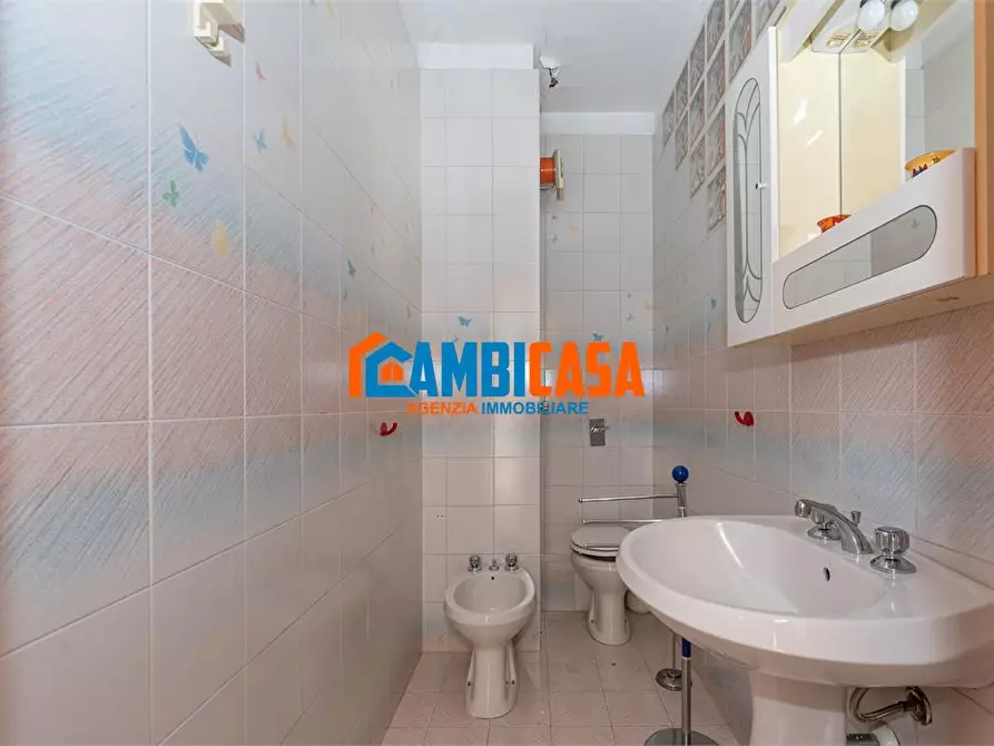 Immagine 10 di Appartamento in vendita  a Palermo