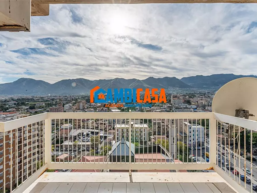 Immagine 5 di Appartamento in vendita  a Palermo