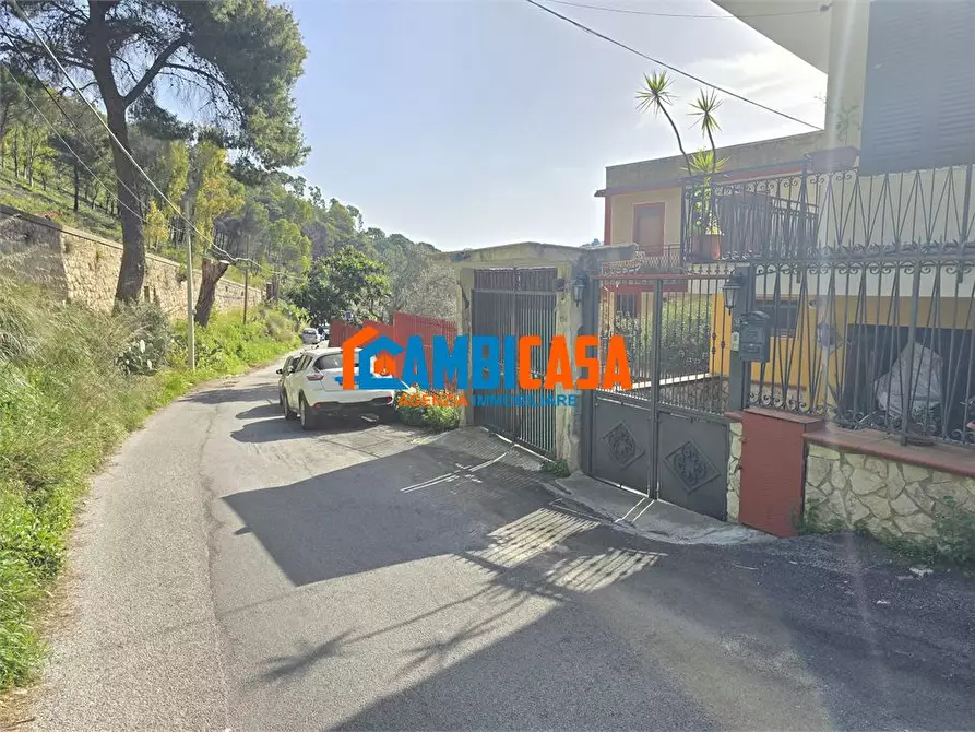 Immagine 2 di Appartamento in vendita  a Palermo