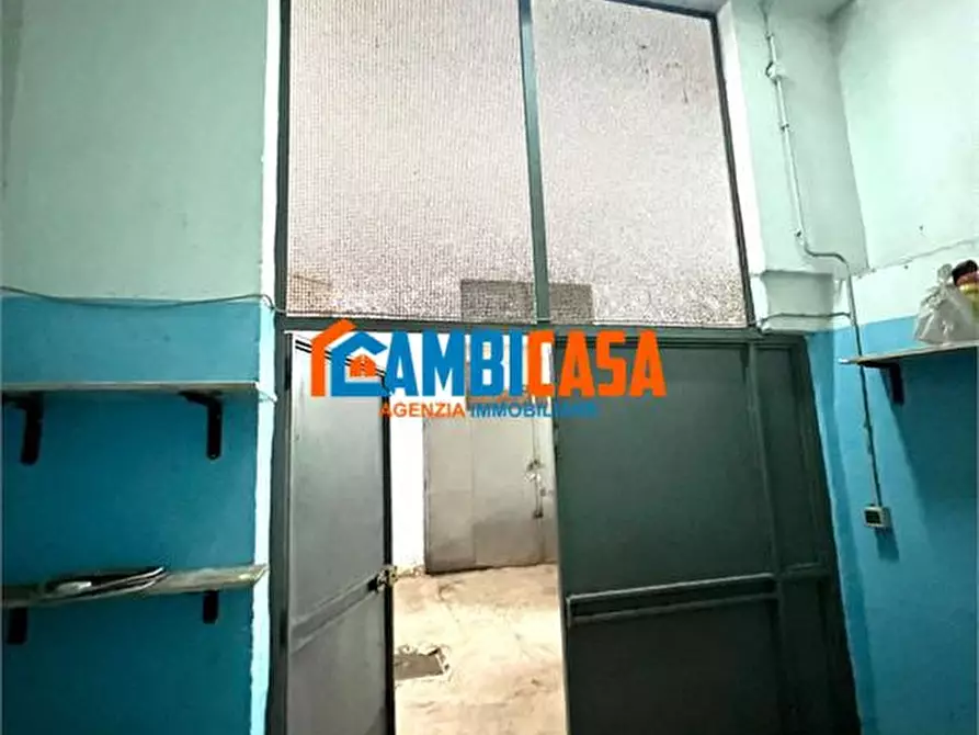 Immagine 6 di Garage in vendita  a Palermo