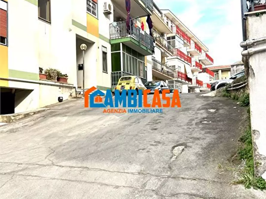 Immagine 1 di Garage in vendita  a Palermo