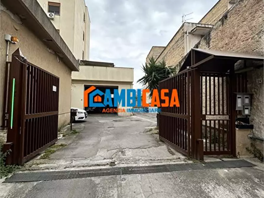 Immagine 7 di Magazzino in vendita  24G a Palermo