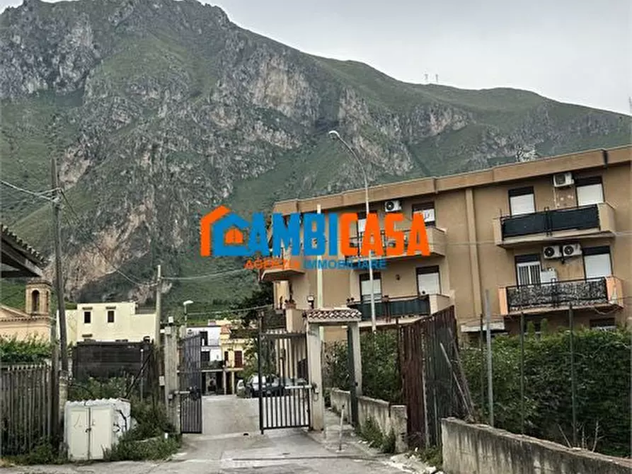 Immagine 1 di Terreno in vendita  a Palermo