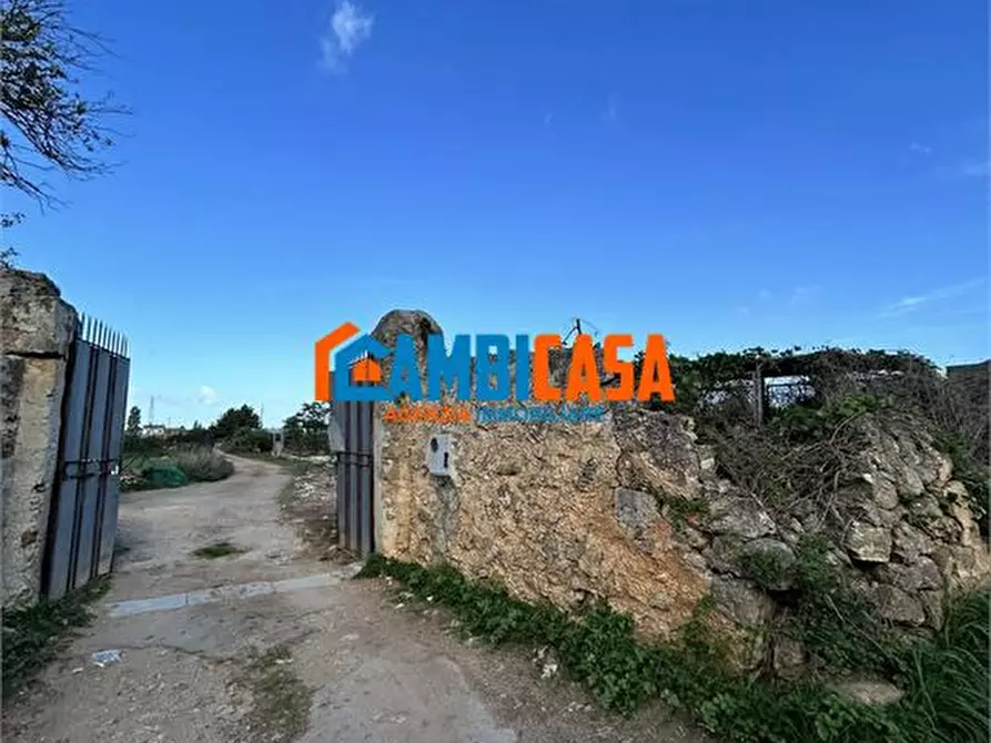 Immagine 1 di Terreno in vendita  a Palermo