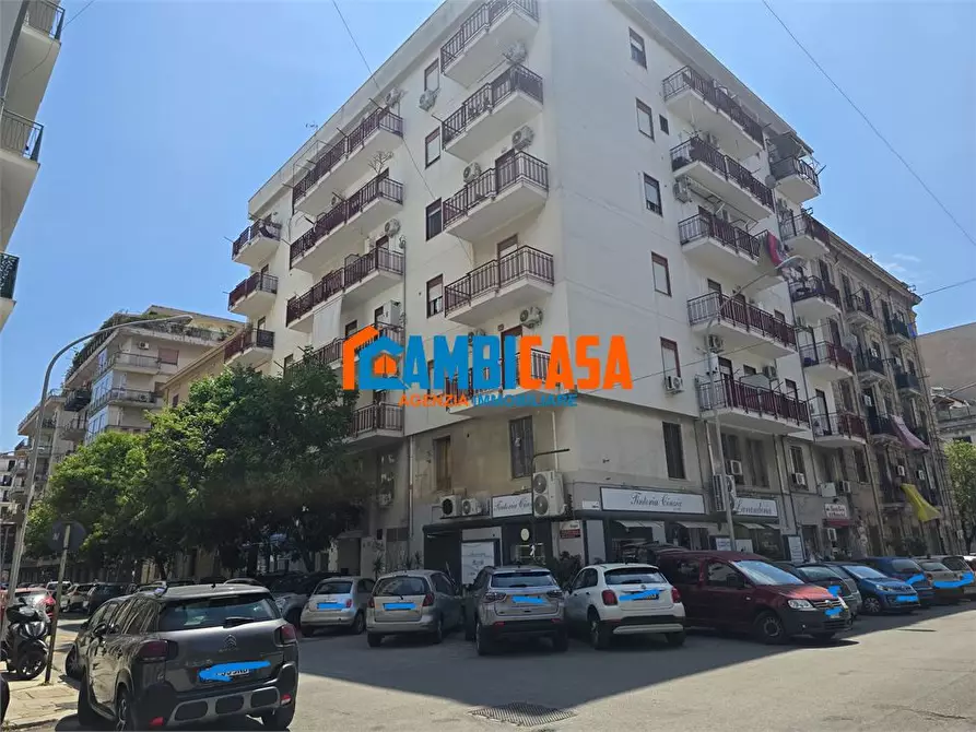 Immagine 1 di Ufficio in vendita  a Palermo