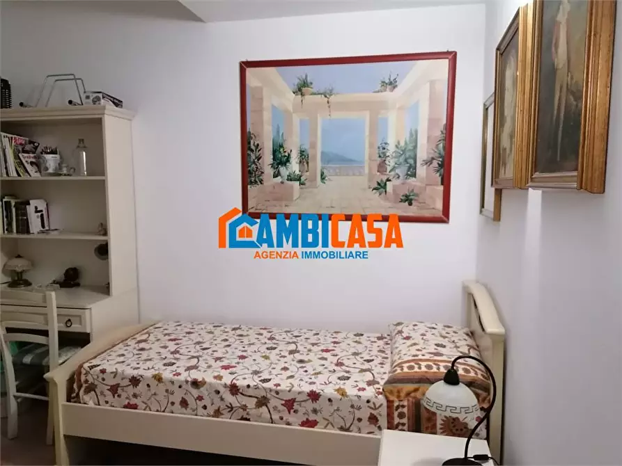 Immagine 10 di Villa in vendita  a Campofelice Di Roccella