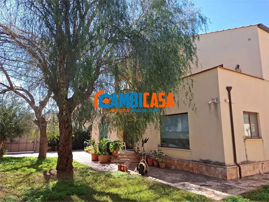 Immagine 2 di Villa in vendita  a Palermo