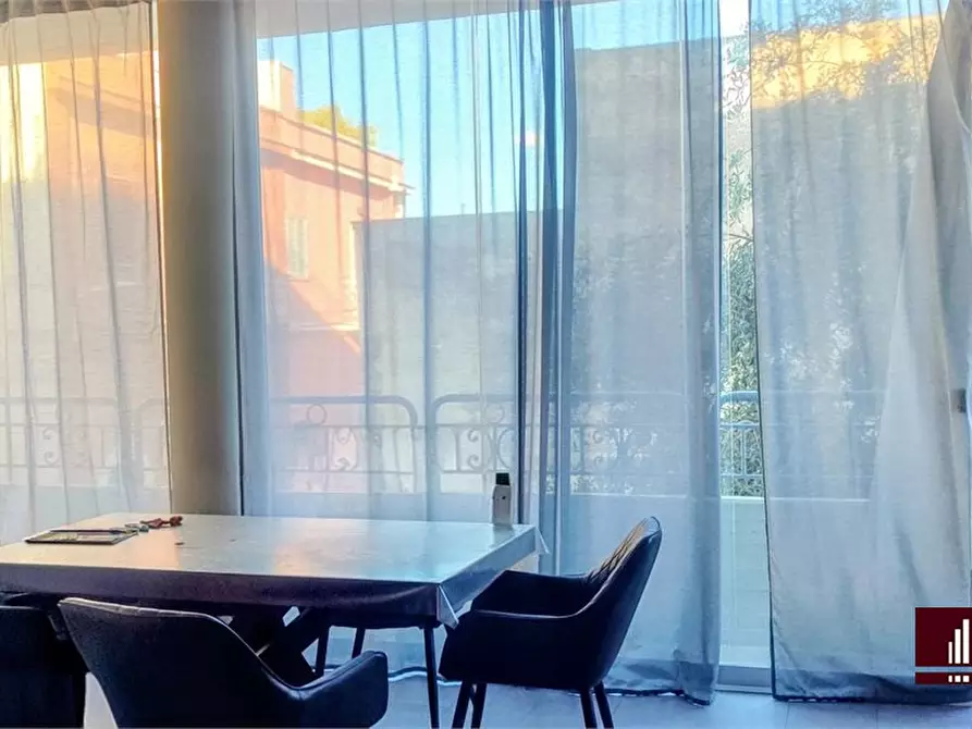 Immagine 3 di Appartamento in vendita  160 a Bari