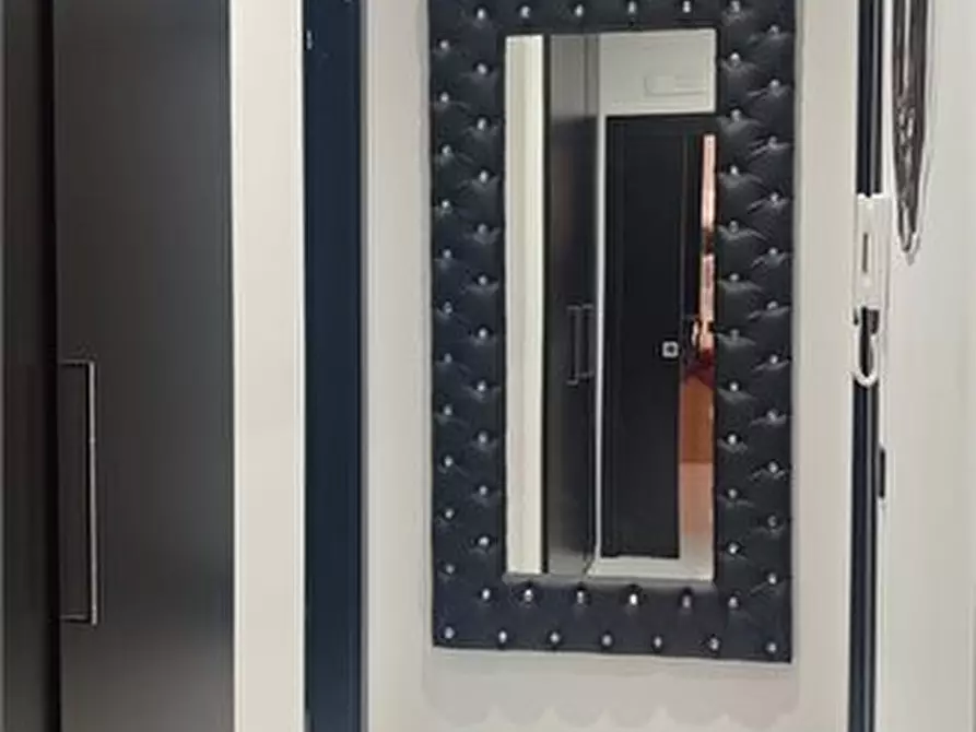 Immagine 10 di Appartamento in vendita  160 a Bari