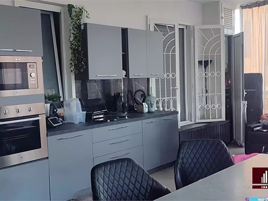 Immagine 4 di Appartamento in vendita  160 a Bari