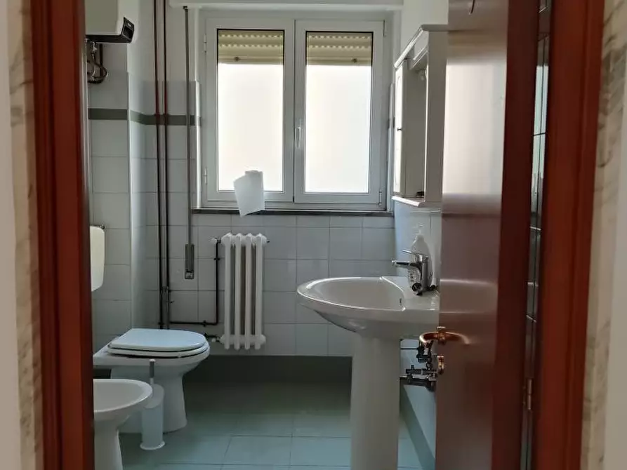Immagine 10 di Appartamento in vendita  a Bari