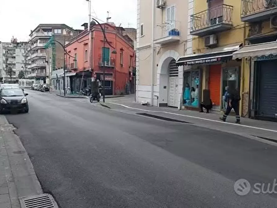Immagine 2 di Negozio in affitto  1 a Casalnuovo Di Napoli