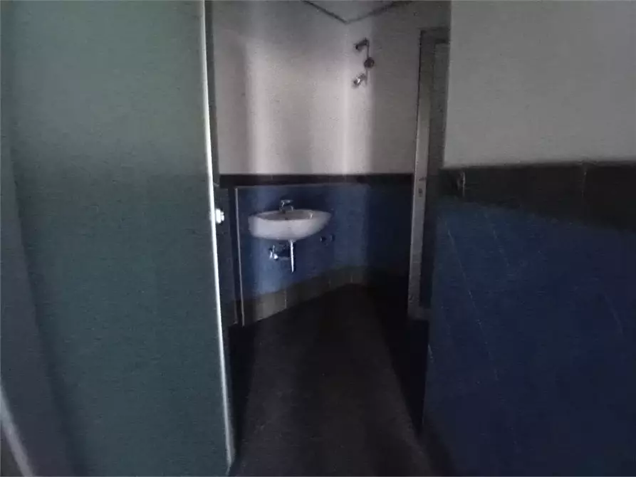 Immagine 10 di Ufficio in affitto  11 a Napoli