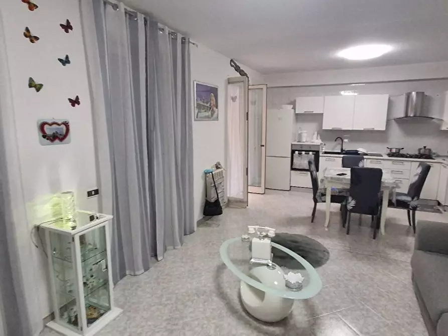 Immagine 2 di Appartamento in vendita  a Casalnuovo Di Napoli