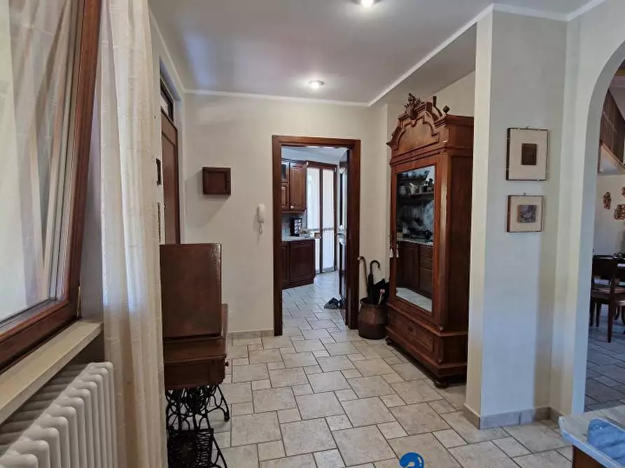 Immagine 6 di Villa in vendita  a Albenga