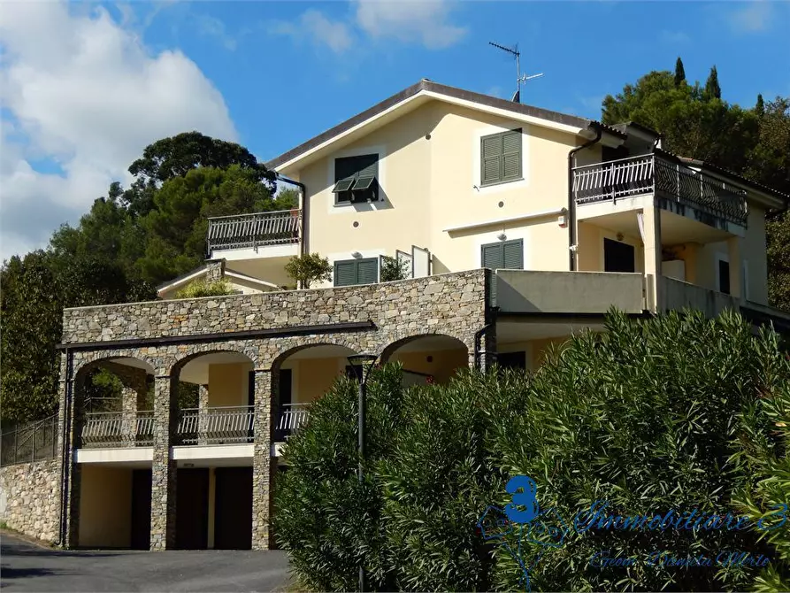 Immagine 8 di Appartamento in vendita  a Villanova D'albenga