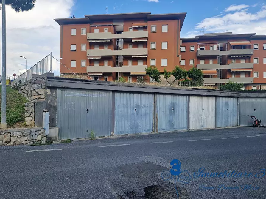 Immagine 3 di Garage in vendita  a Loano
