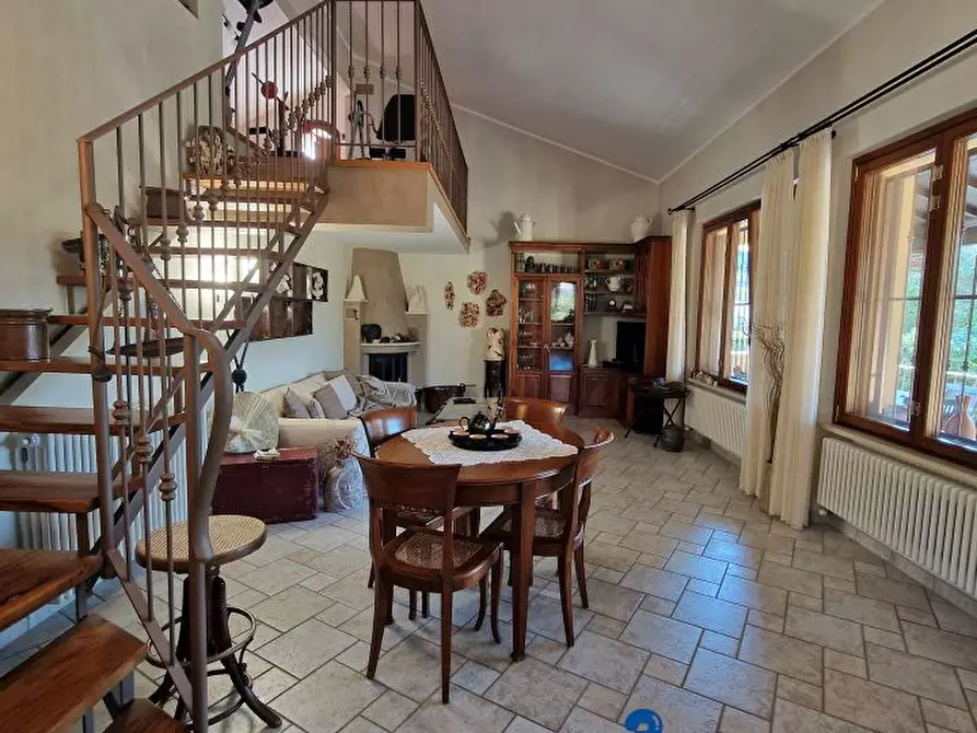 Immagine 10 di Villa in vendita  a Villanova D'albenga