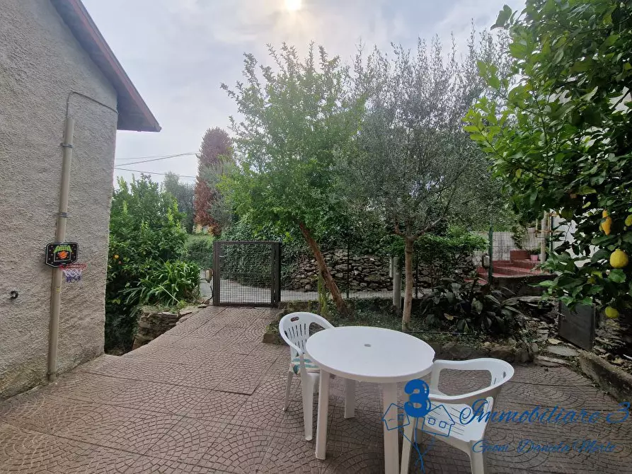 Immagine 6 di Casa semindipendente in vendita  a Vendone