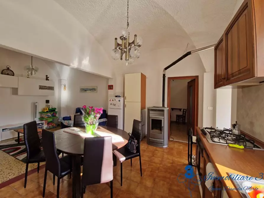 Immagine 5 di Rustico / casale in vendita  a Albenga