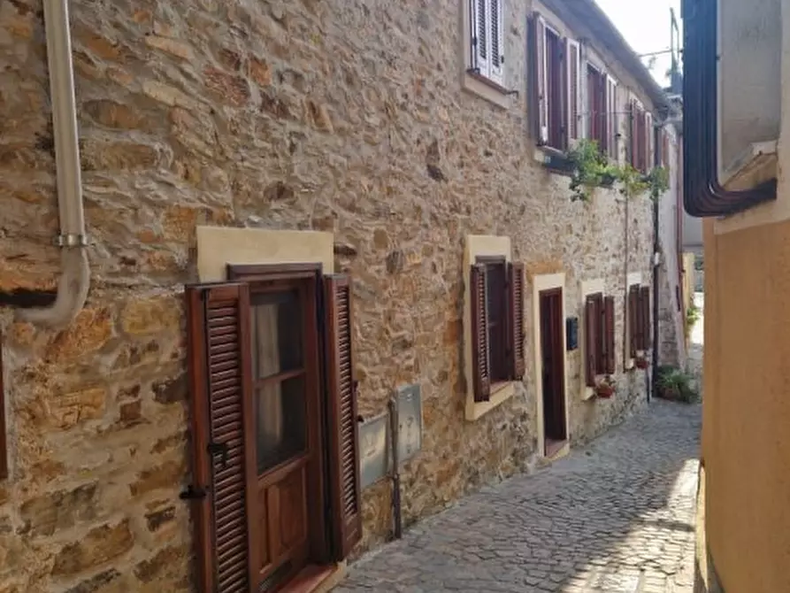 Immagine 4 di Rustico / casale in vendita  a Garlenda
