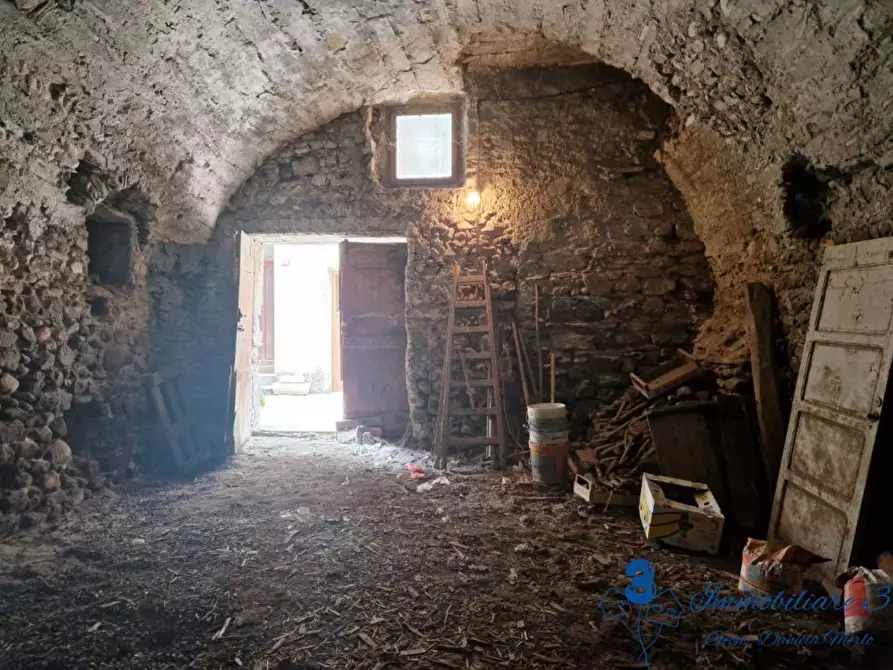 Immagine 3 di Rustico / casale in vendita  a Villanova D'albenga