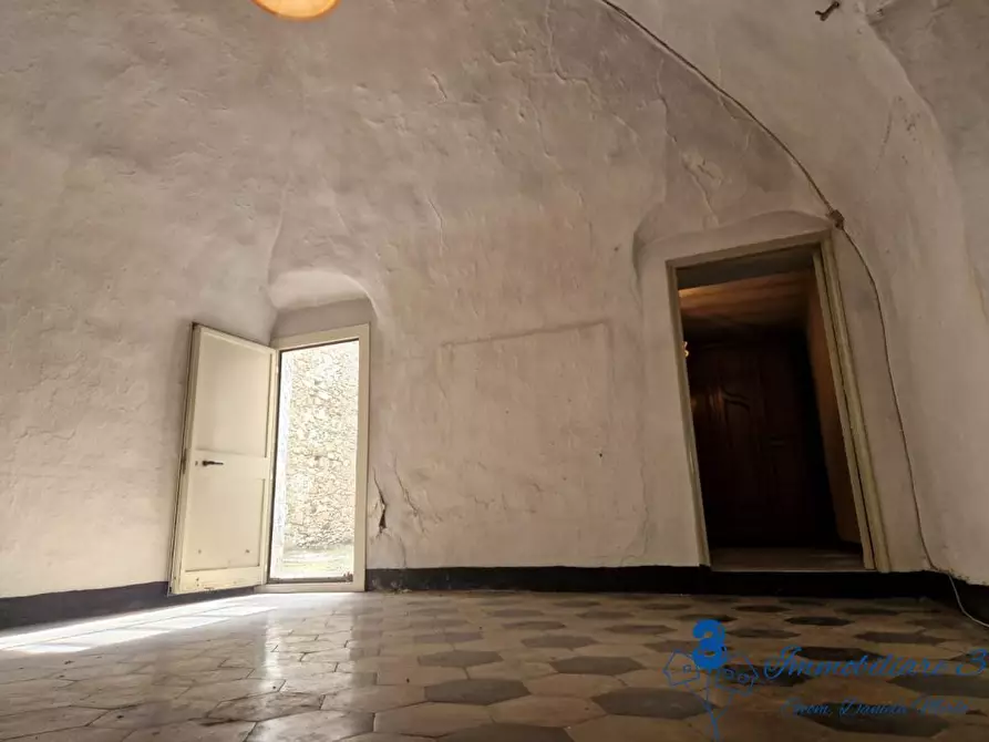 Immagine 8 di Rustico / casale in vendita  a Villanova D'albenga