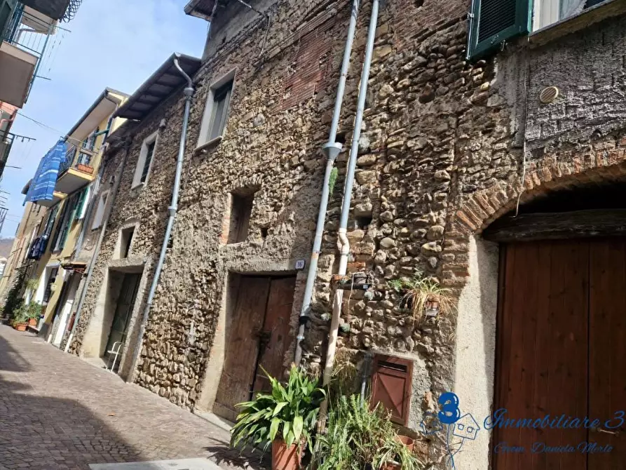 Immagine 2 di Rustico / casale in vendita  a Villanova D'albenga