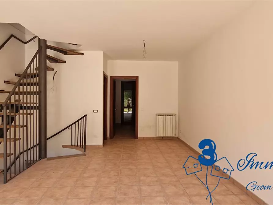 Immagine 5 di Villetta a schiera in vendita  a Villanova D'albenga