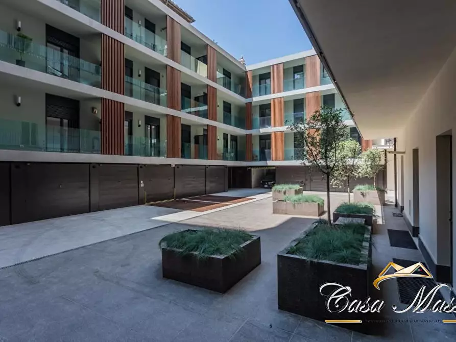 Immagine 6 di Appartamento in vendita  41 a Torino