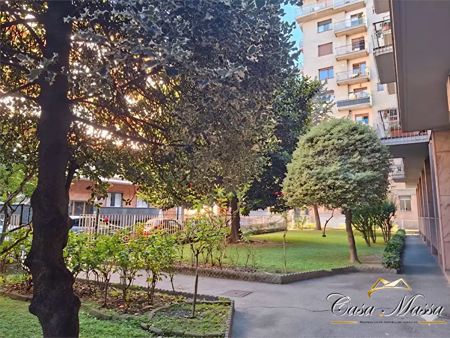 Immagine 5 di Appartamento in vendita  14 a Torino