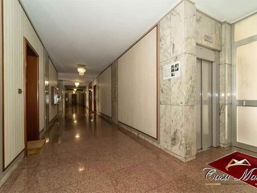 Immagine 10 di Appartamento in vendita  14 a Torino
