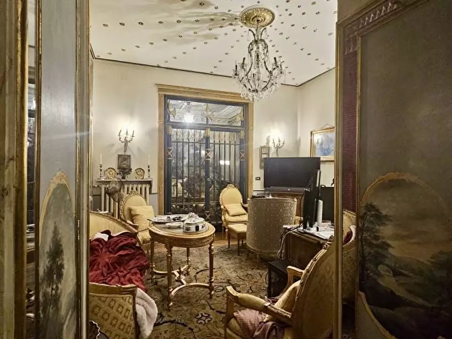 Immagine 10 di Appartamento in vendita  16 a Torino