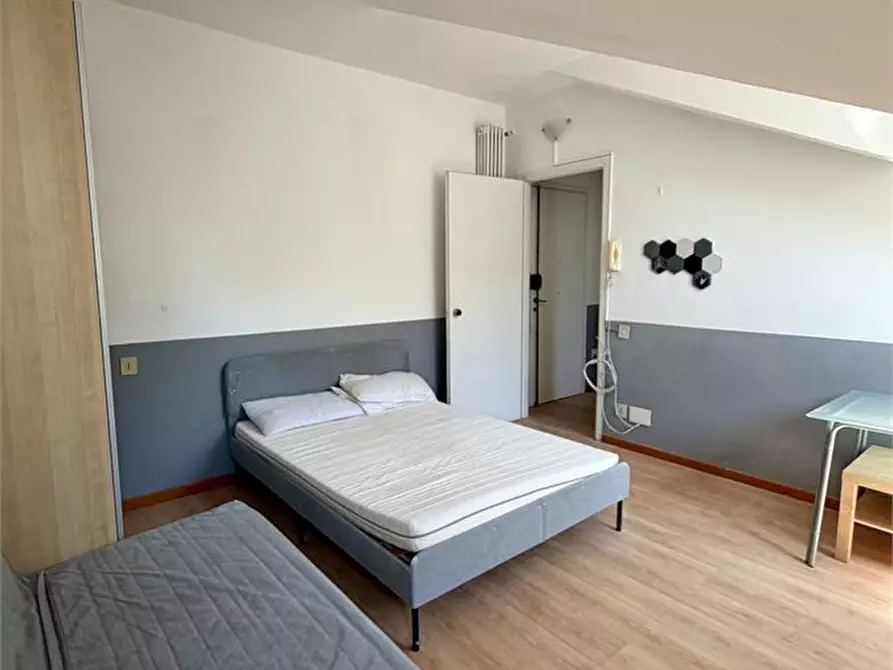 Immagine 8 di Appartamento in vendita  24 a Torino