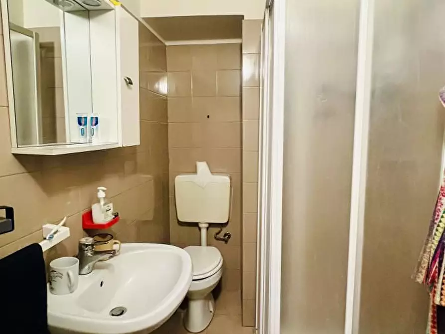 Immagine 5 di Appartamento in vendita  33 a Torino