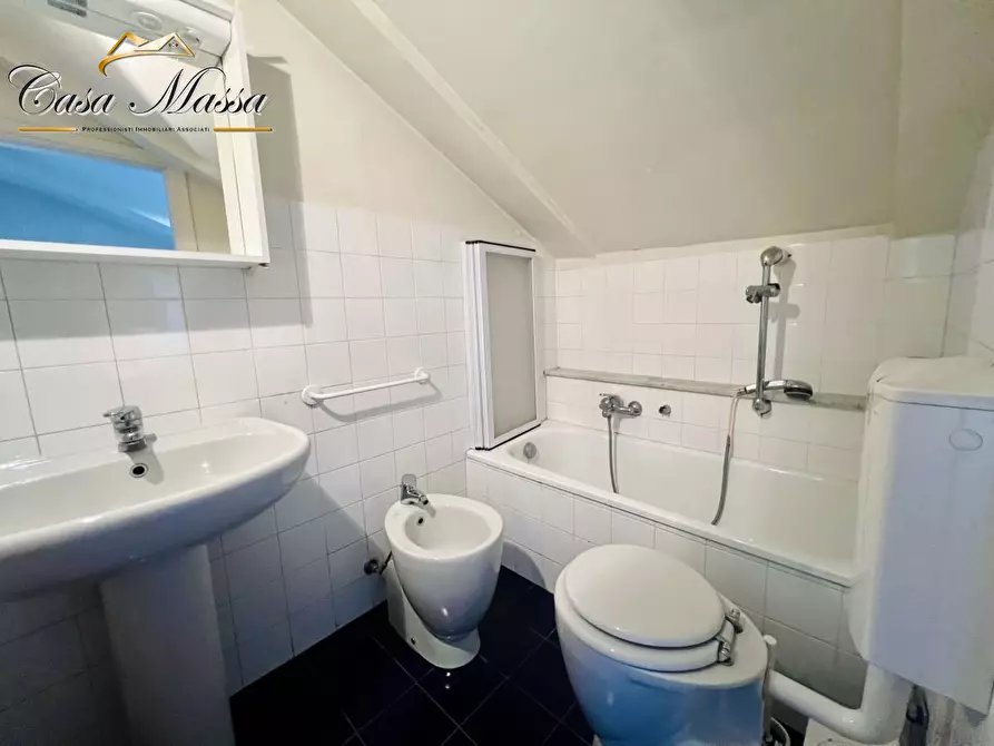 Immagine 6 di Appartamento in vendita  48 a Torino