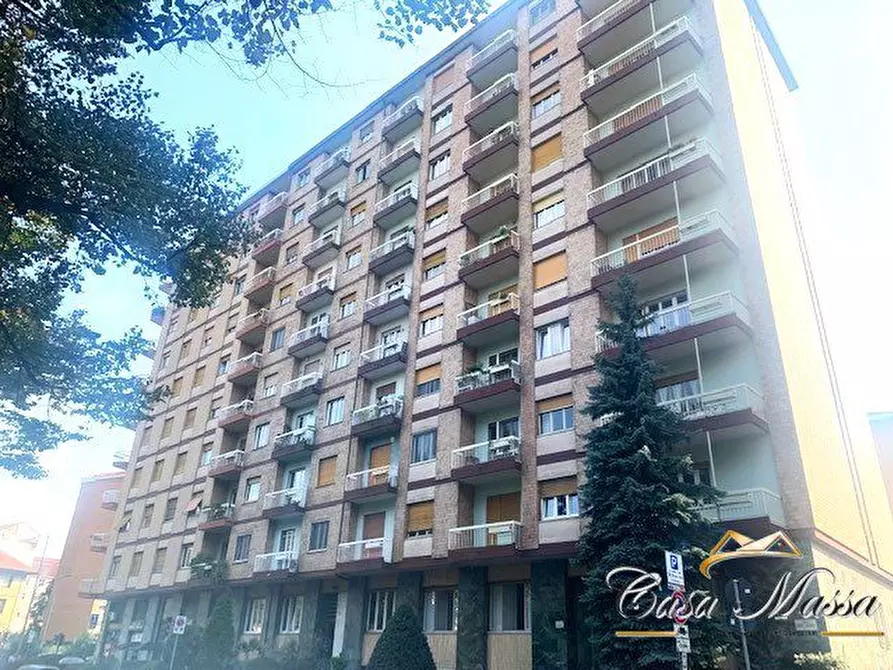 Immagine 2 di Magazzino in vendita  5 a Torino