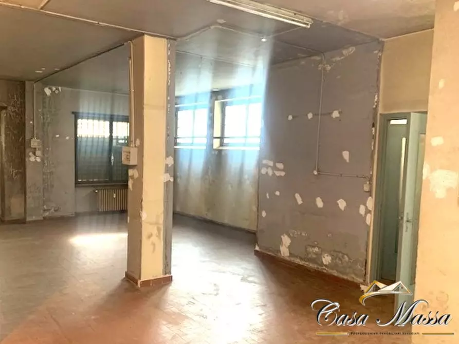 Immagine 6 di Magazzino in vendita  5 a Torino
