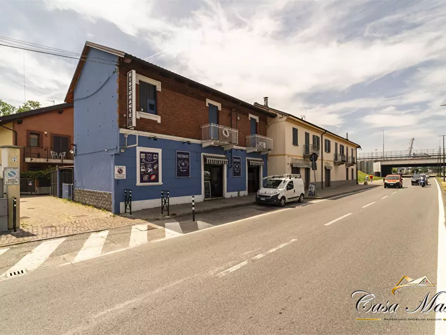 Immagine 3 di Negozio in vendita  70 a Beinasco