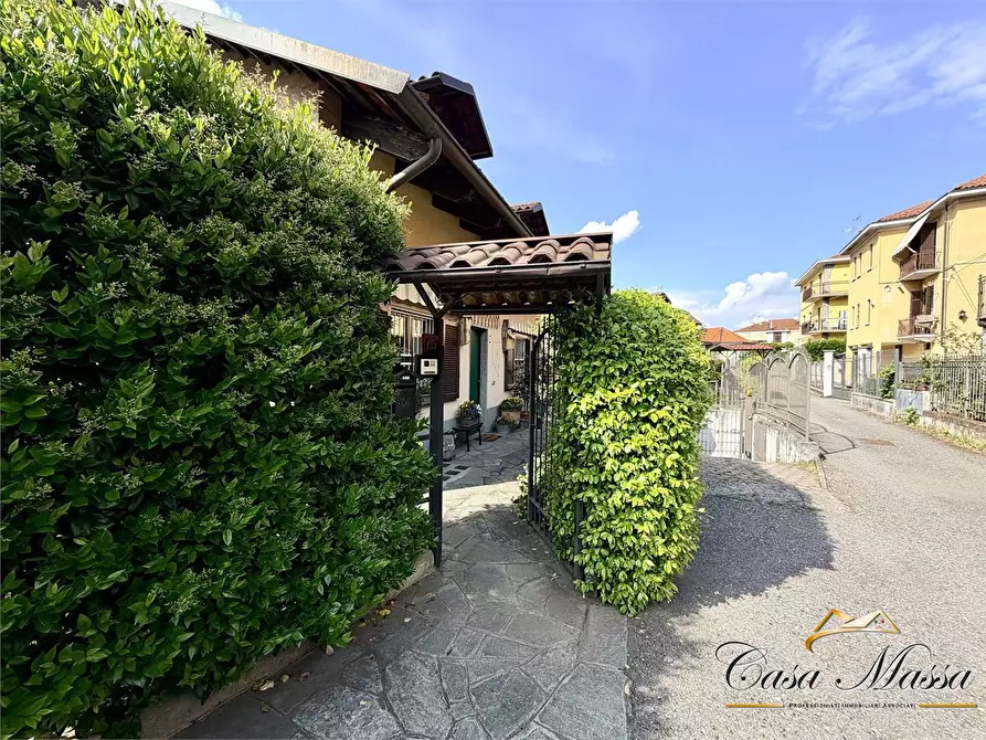 Immagine 1 di Villa in vendita  15 a San Mauro Torinese